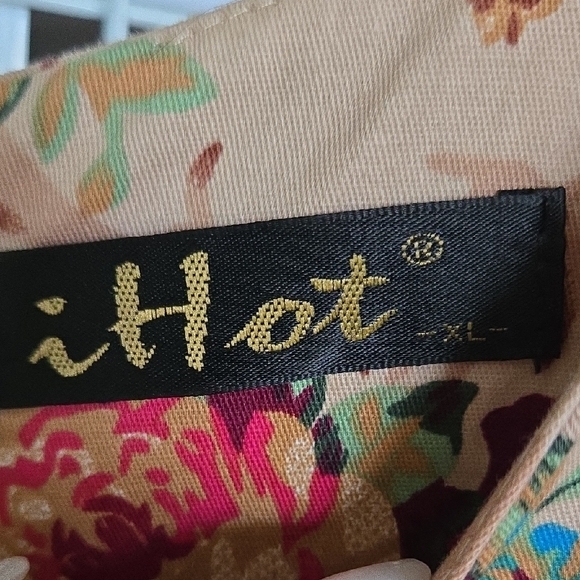 Chic Floral Midi Dress - Pink and Cream - Picture 2 of 4